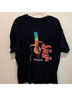Hard Rock Concert Tee Colorful Guitar Art T-Shirt